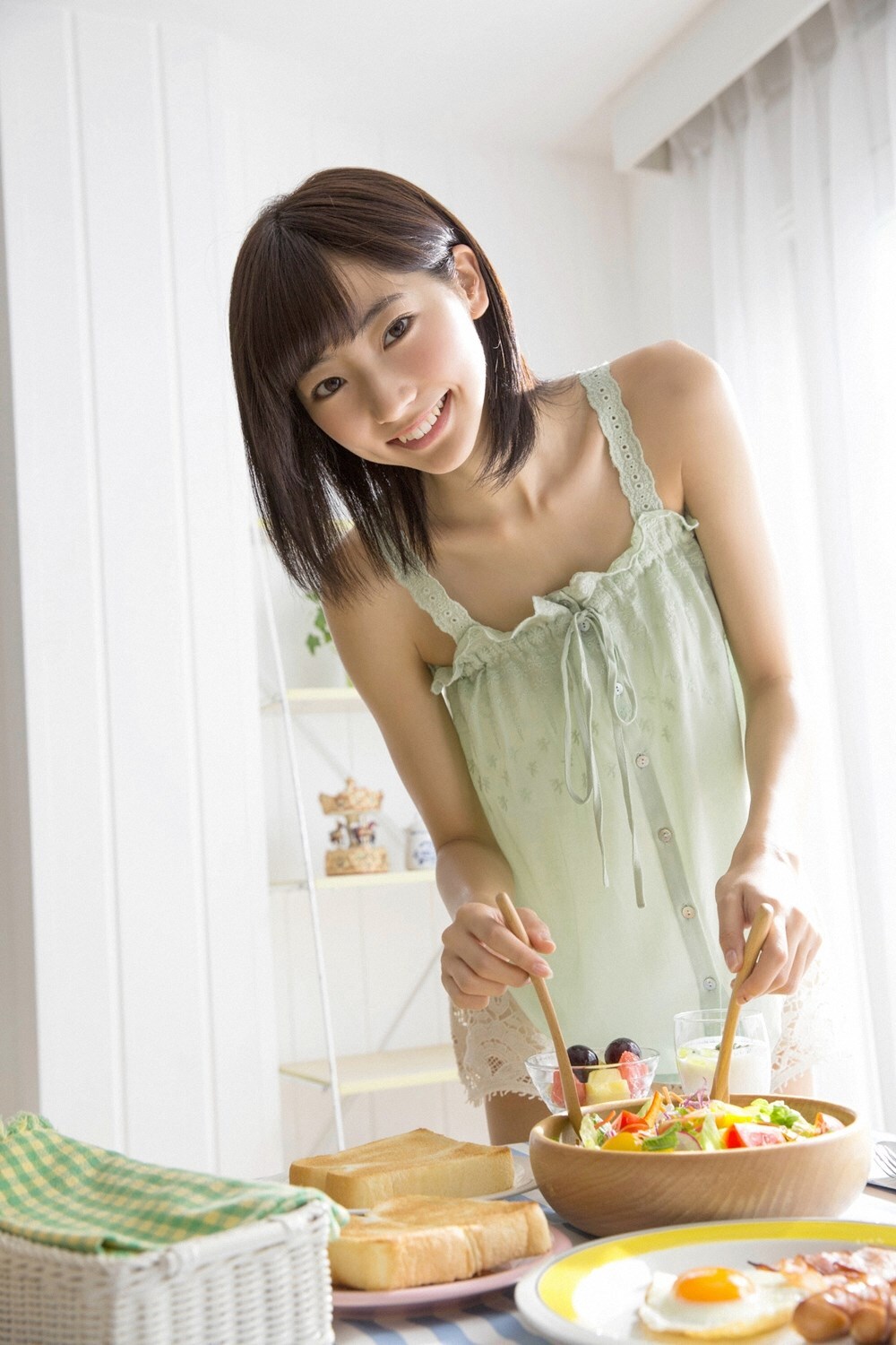 YS-Web-Vol.674Rena Takeda 武田玲奈 - あなたに会えてよかった